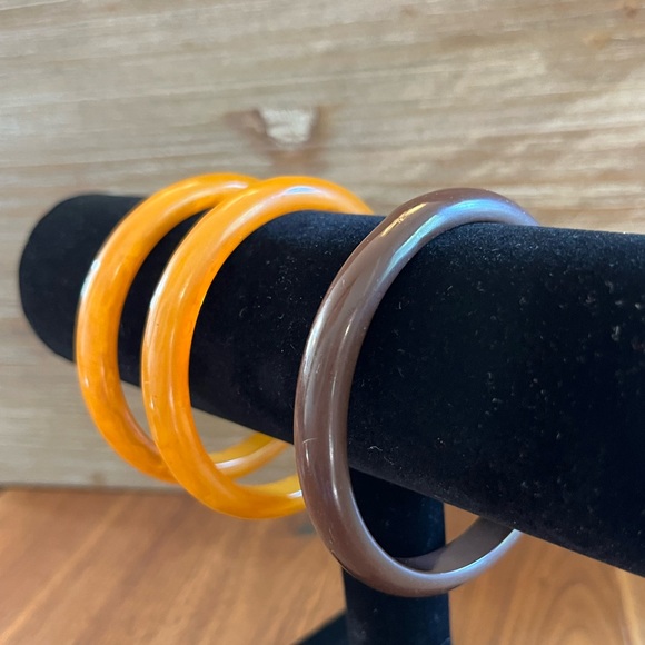 Vintage Lot of 3 Bakelite Bangle Bracelets - Picture 2 of 7